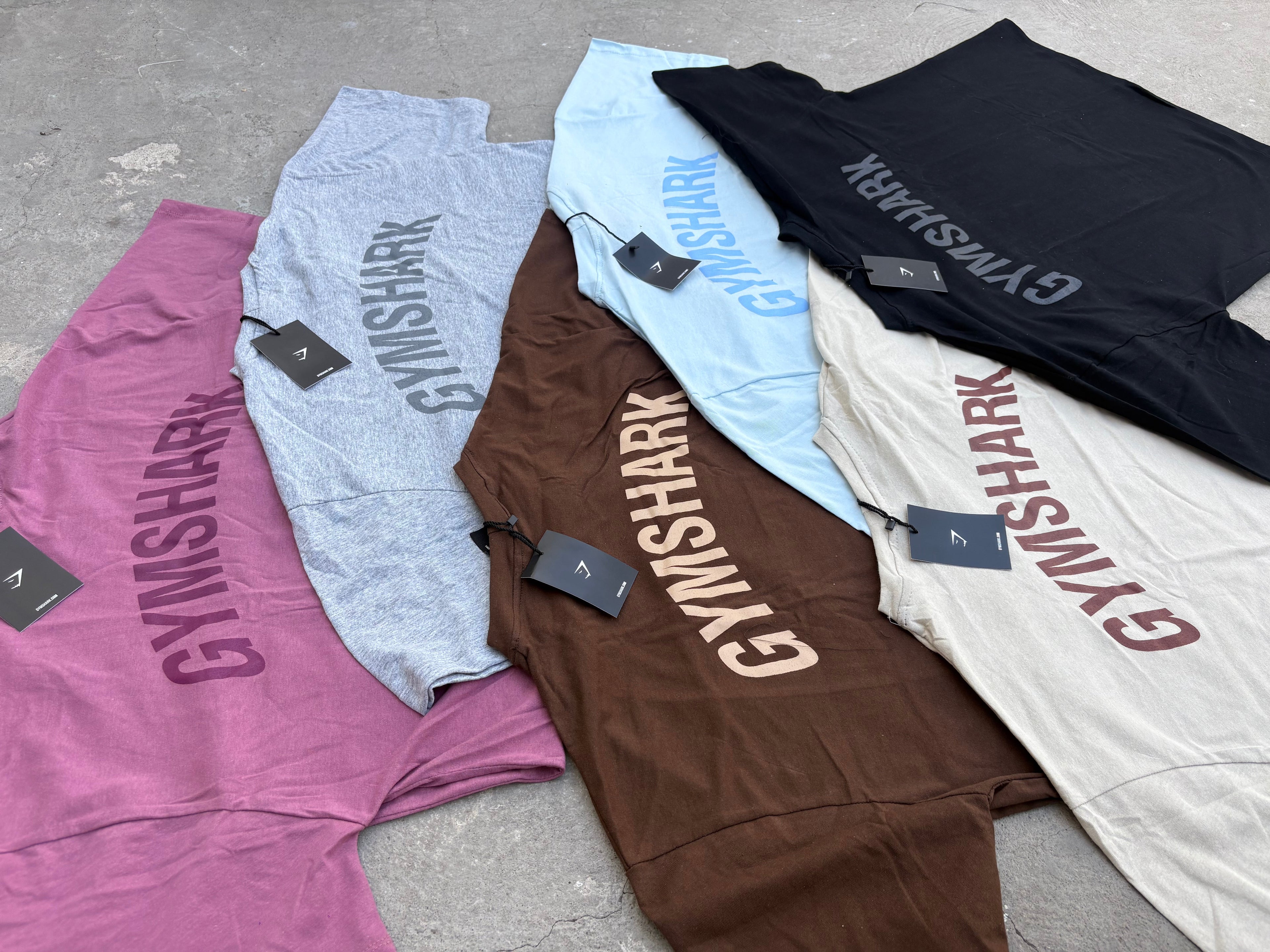 PLAYERA GYMSHARK LETRAS EN ESPALDA